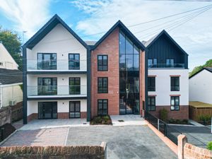 Photo 18- click for photo gallery